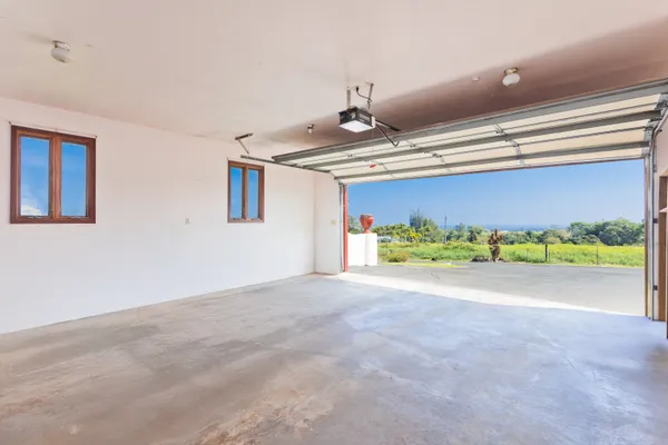 a view of an entryway with front of a window