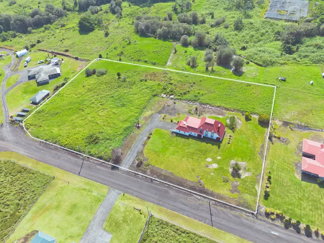 $1,100,000 | 2001 Ainaola Place, Hilo, HI 96720
