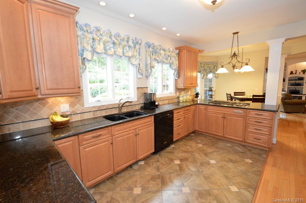 125 Sardis Pointe Road Matthews, NC 28105 - Photo 11 of 24 Gallery Image 11