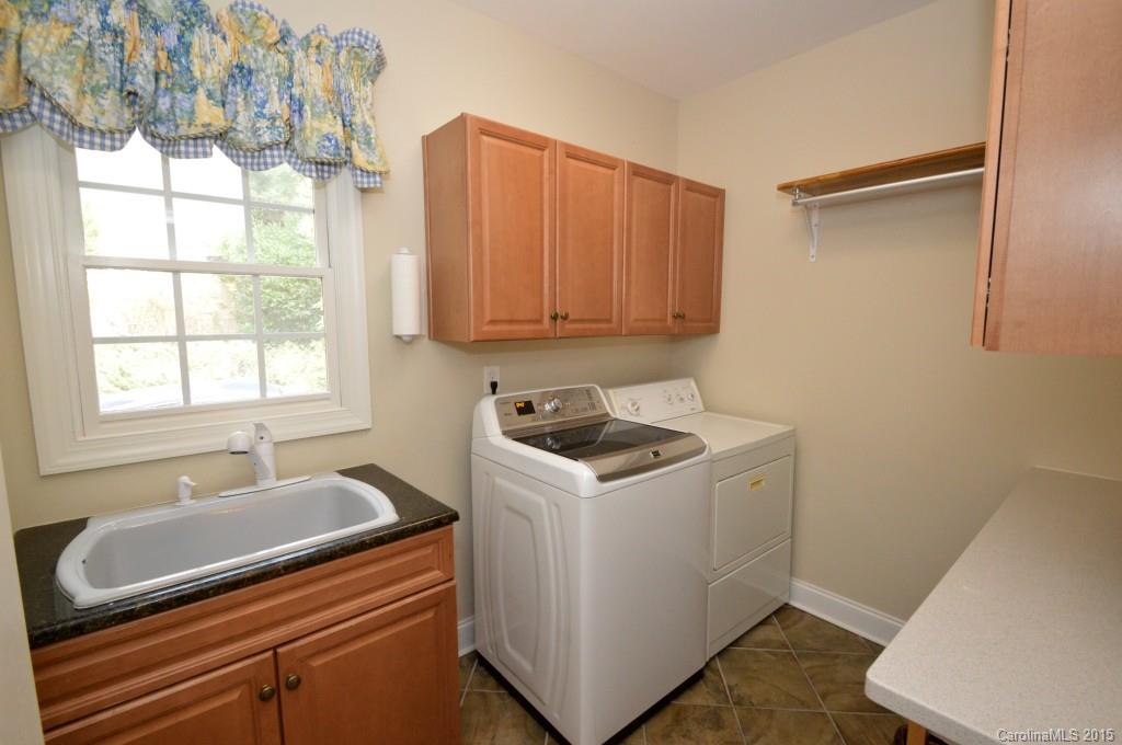 125 Sardis Pointe Road Matthews, NC 28105 - Photo 14 of 24 Gallery Image 14