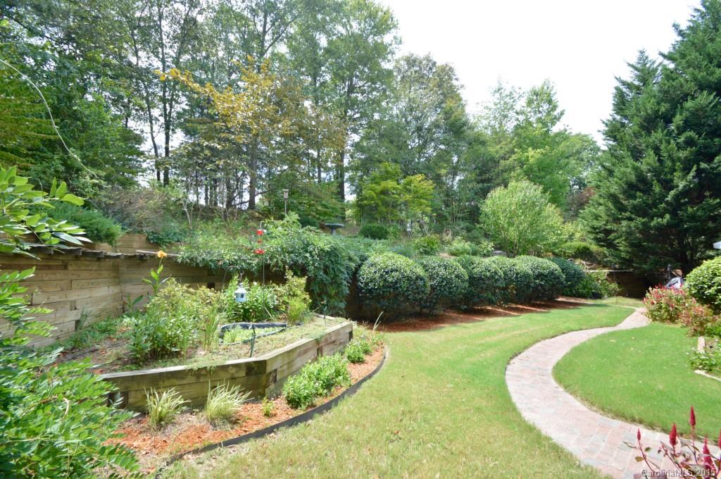 125 Sardis Pointe Road Matthews, NC 28105 - Photo 23 of 24 Gallery Image 23