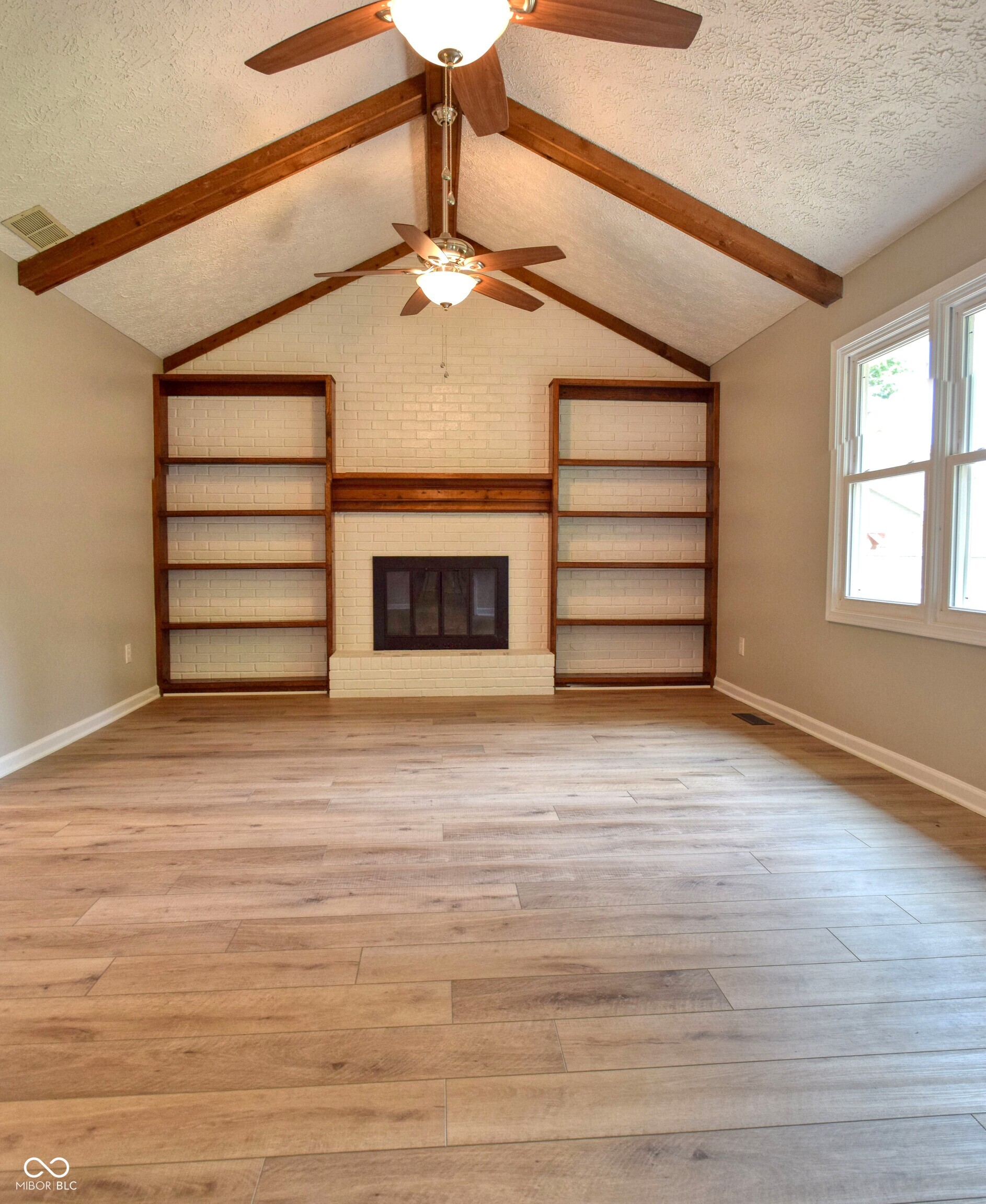 4667 Wembly Lane Carmel, IN 46033 - Photo 7 of 35
