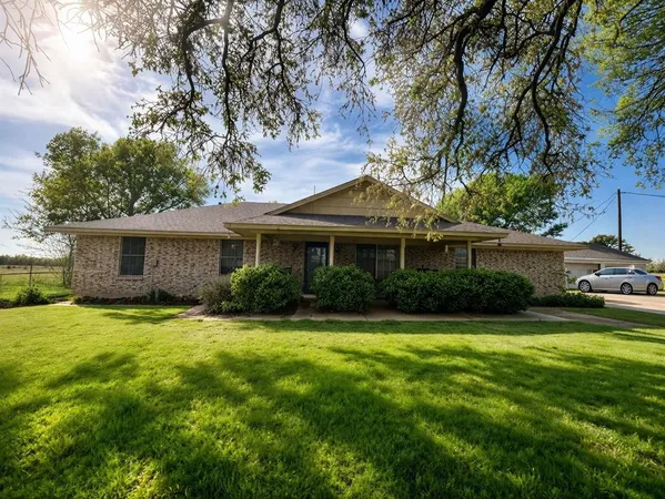 $4,972,000 | 13671 County Road 2143, Kemp, TX 75143