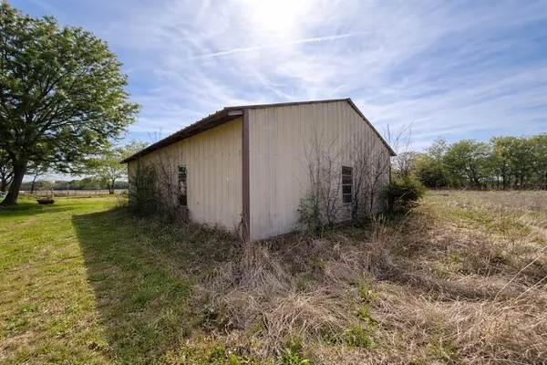 $4,972,000 | 13671 County Road 2143, Kemp, TX 75143