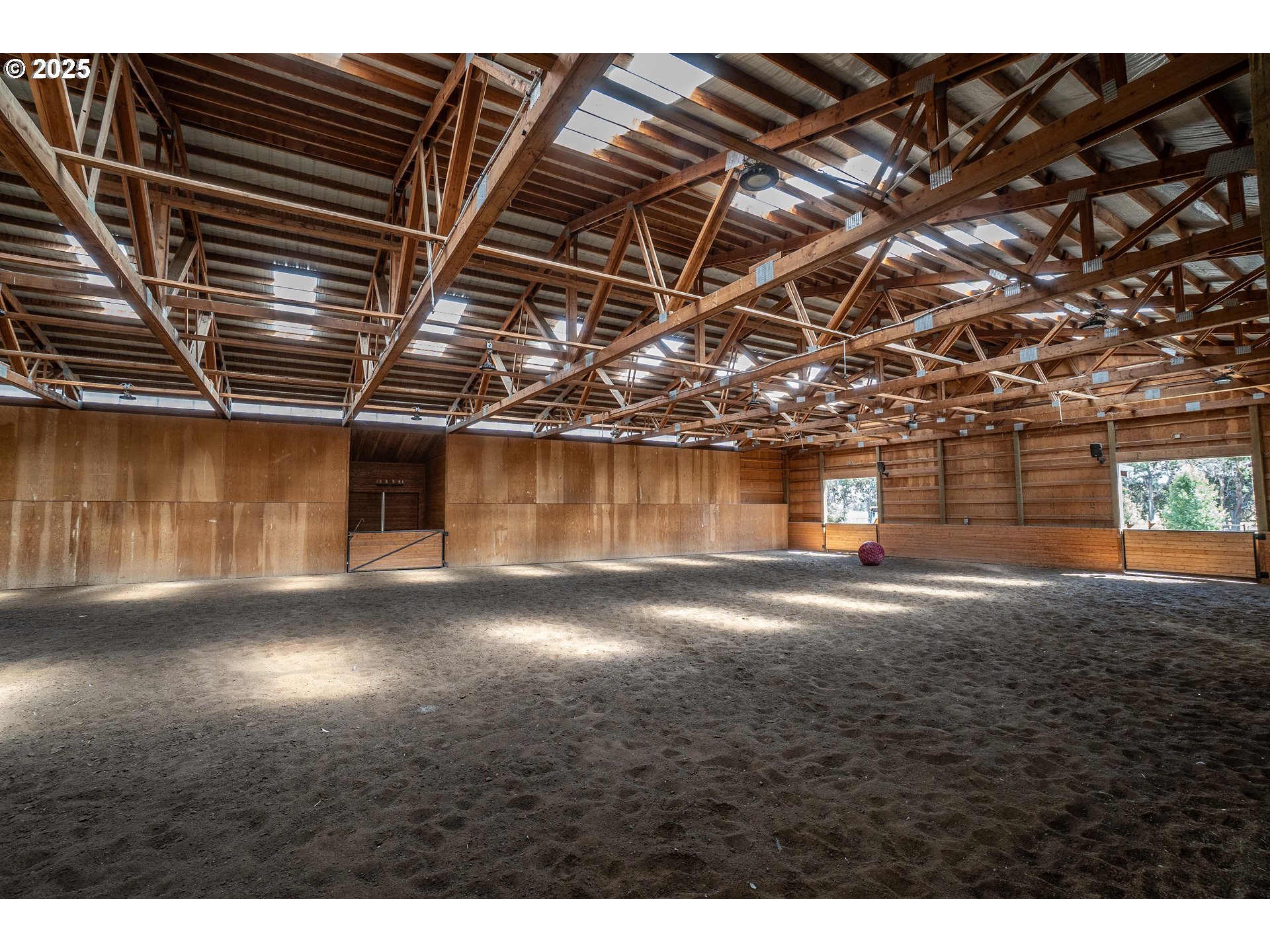 66505 Gerking Market Road Bend, OR 97703 - Photo 12 of 48