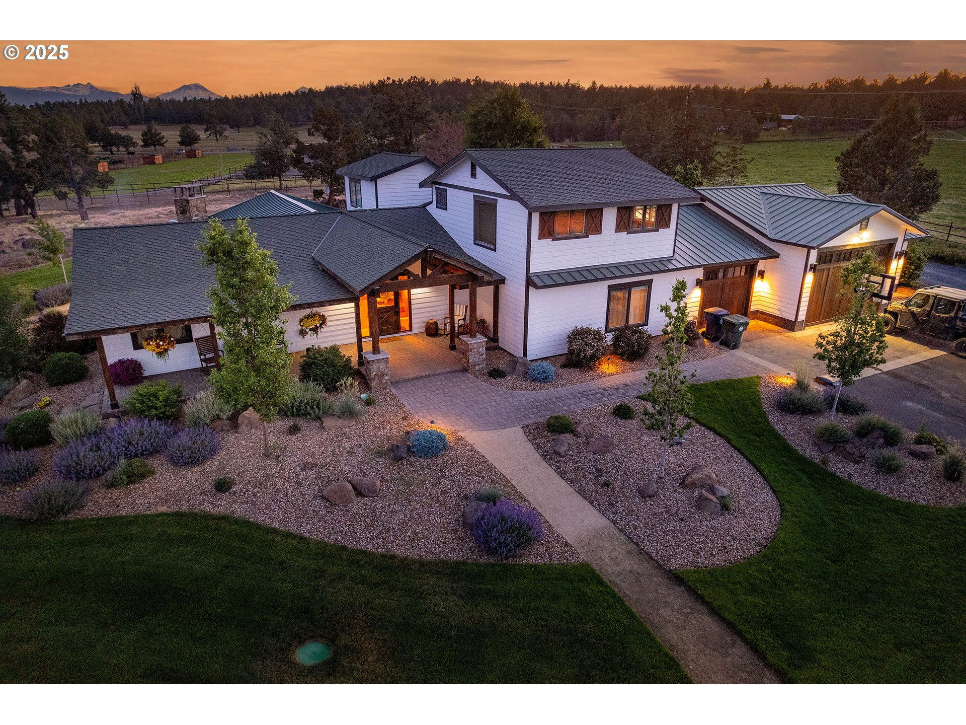 66505 Gerking Market Road Bend, OR 97703 - Photo 15 of 48