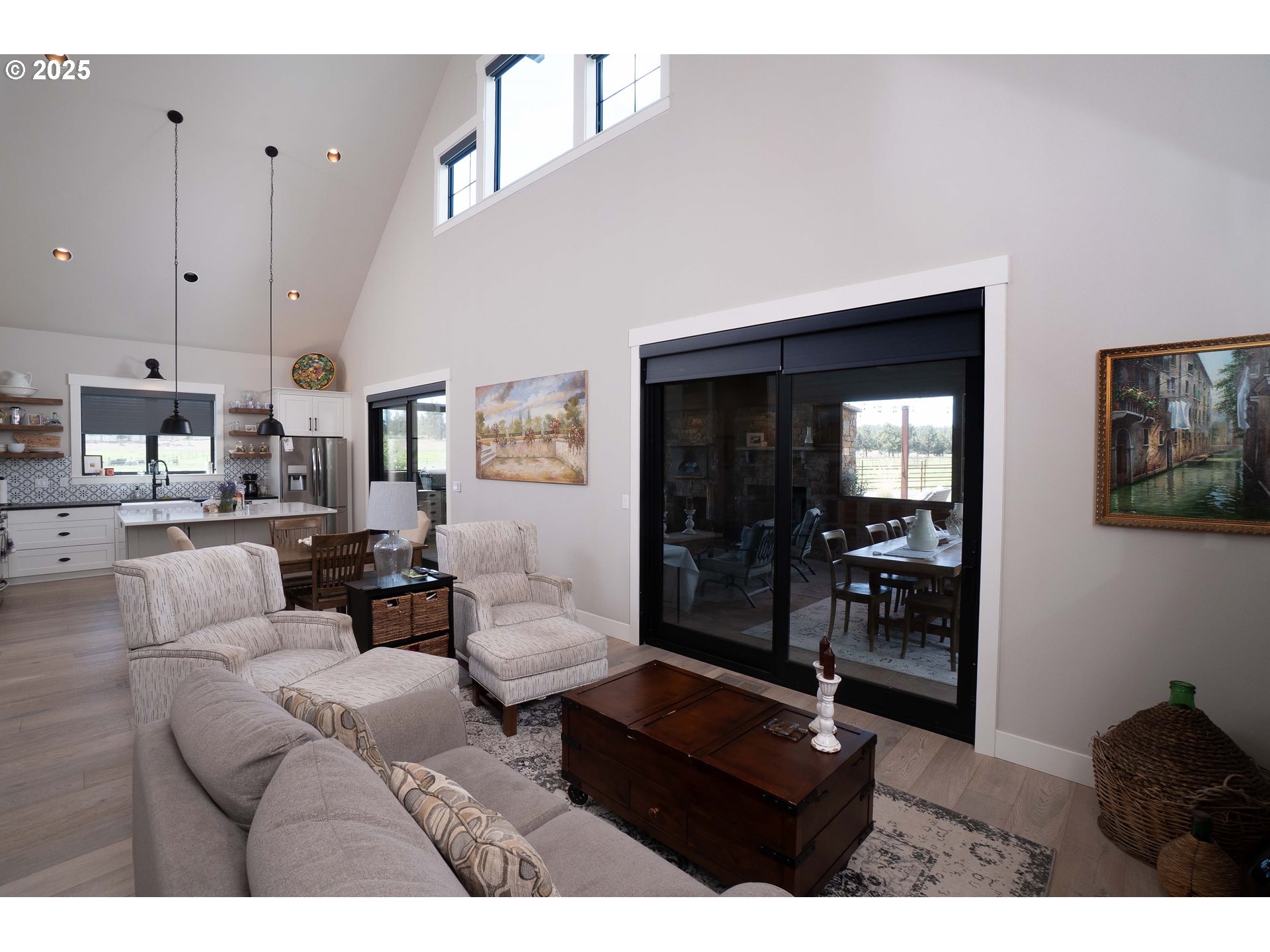 66505 Gerking Market Road Bend, OR 97703 - Photo 32 of 48