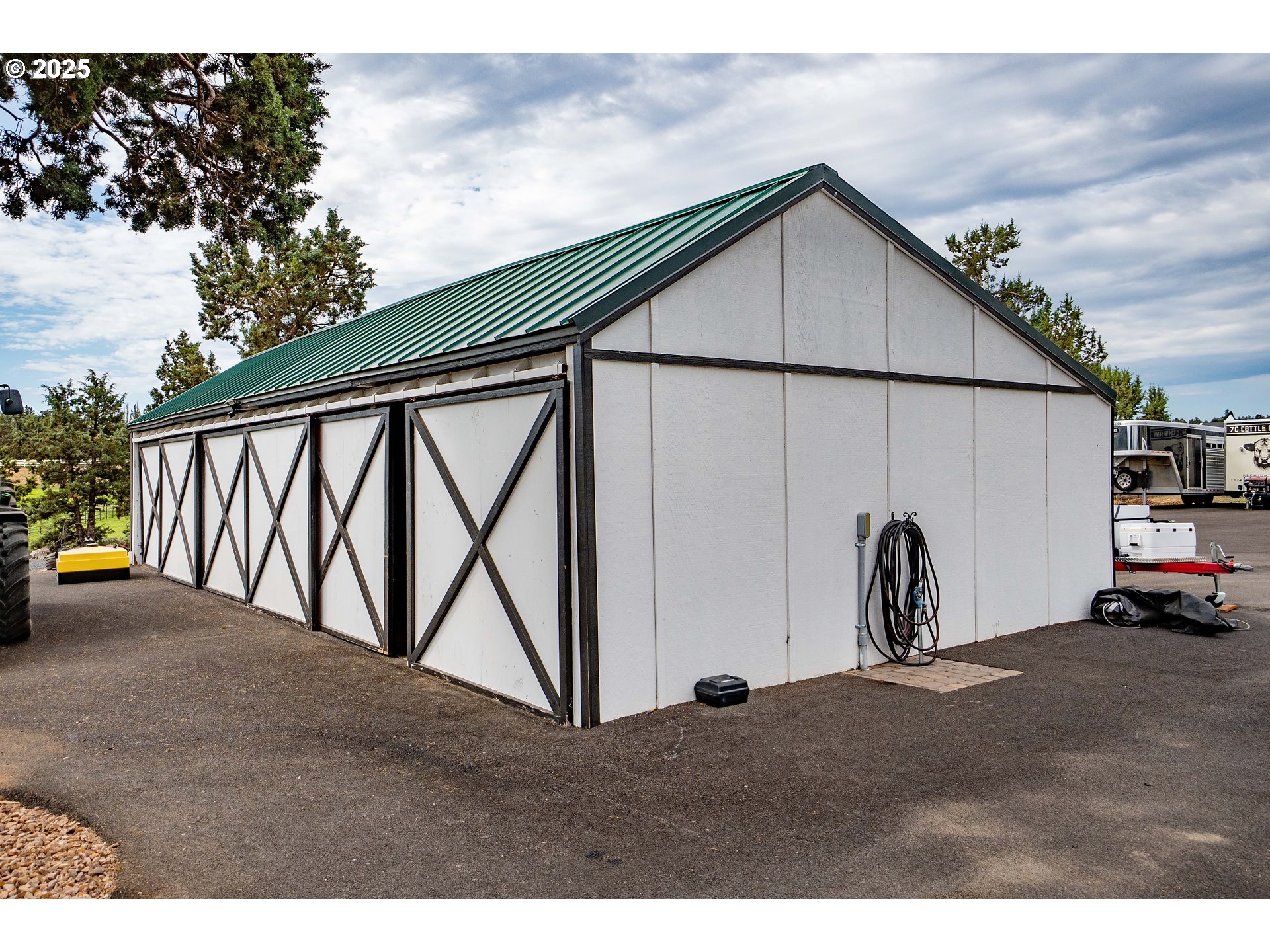 66505 Gerking Market Road Bend, OR 97703 - Photo 44 of 48