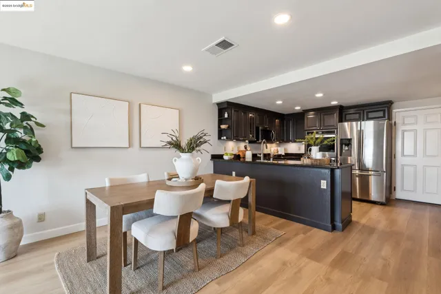 $825,000 | 93 Thousand Oaks Street, Oakland, CA 94605