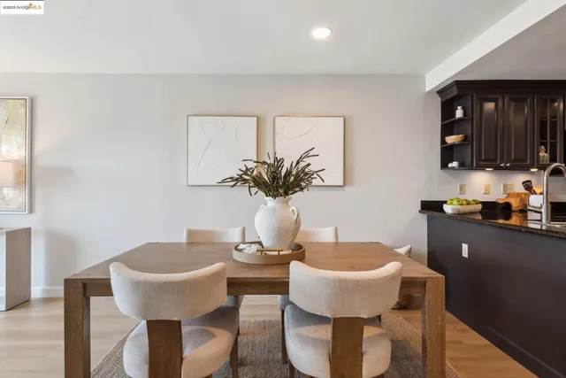 $825,000 | 93 Thousand Oaks Street, Oakland, CA 94605