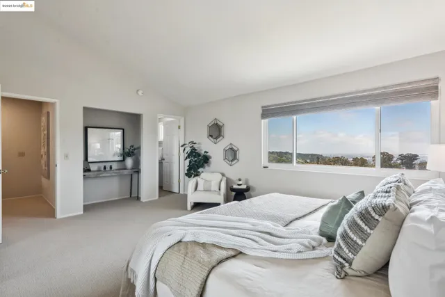 $825,000 | 93 Thousand Oaks Street, Oakland, CA 94605