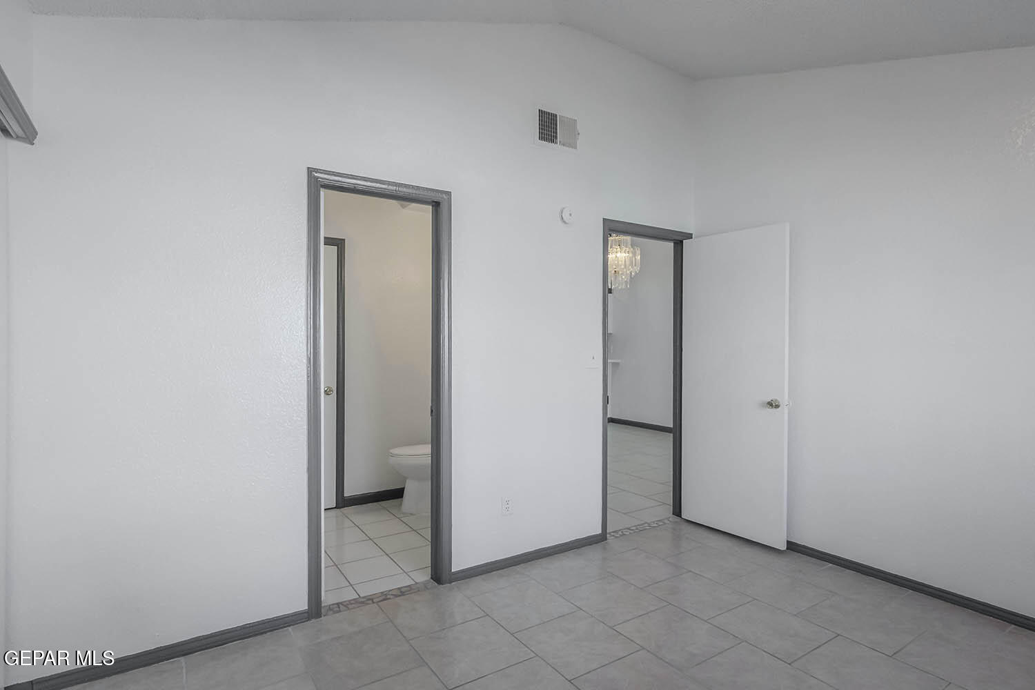 859 Destello Road El Paso, TX 79907 - Photo 33 of 43 a view of an empty room and closet area