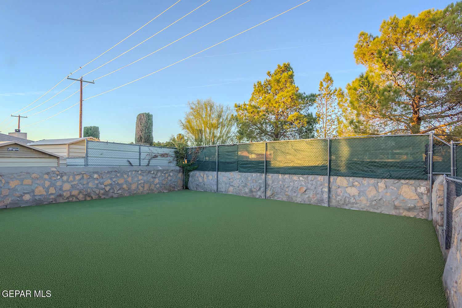 859 Destello Road El Paso, TX 79907 - Photo 38 of 43 a view of a back yard