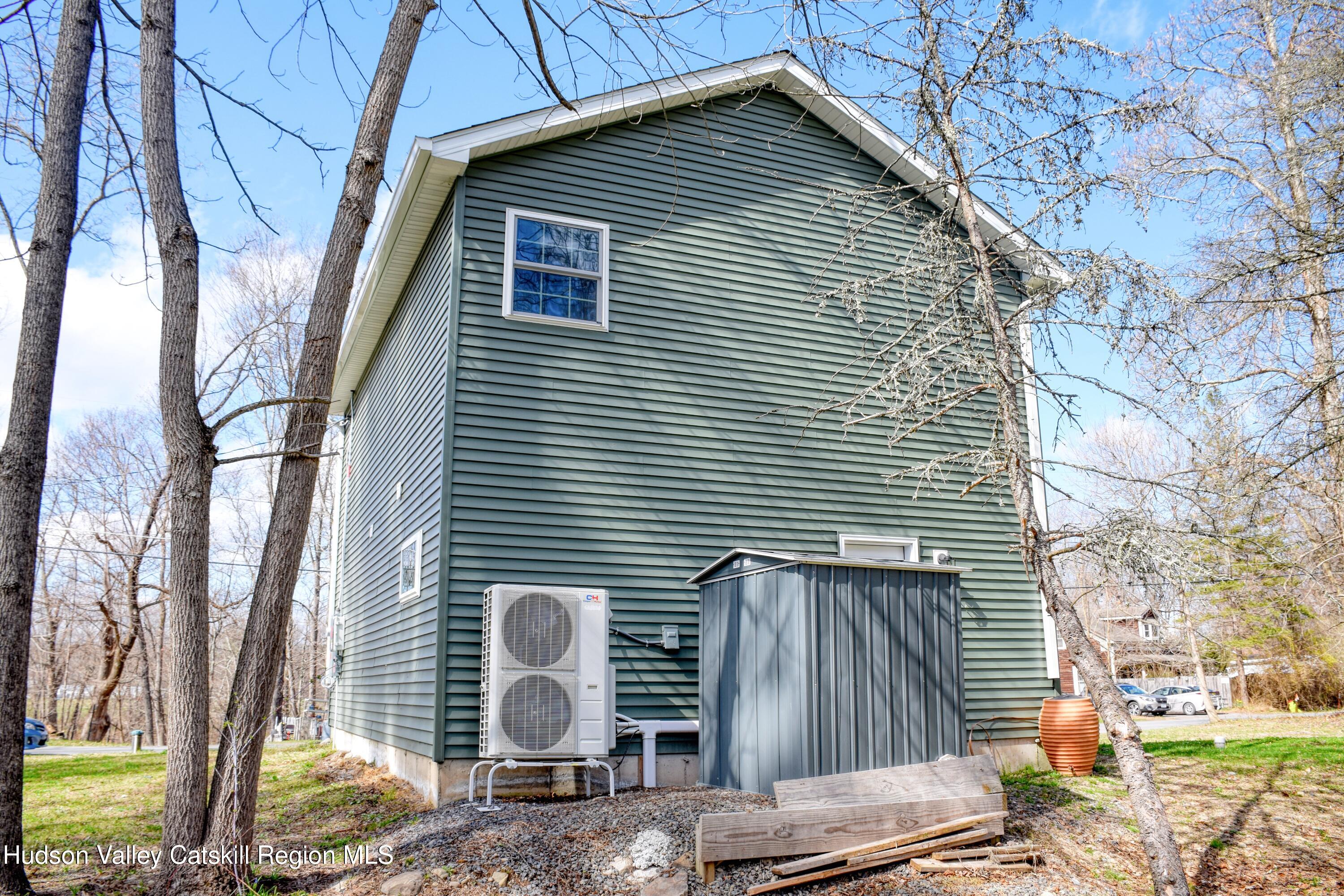560 Berme Road High Falls, NY 12440 - Photo 3 of 17 DSC_0019_HDR 2