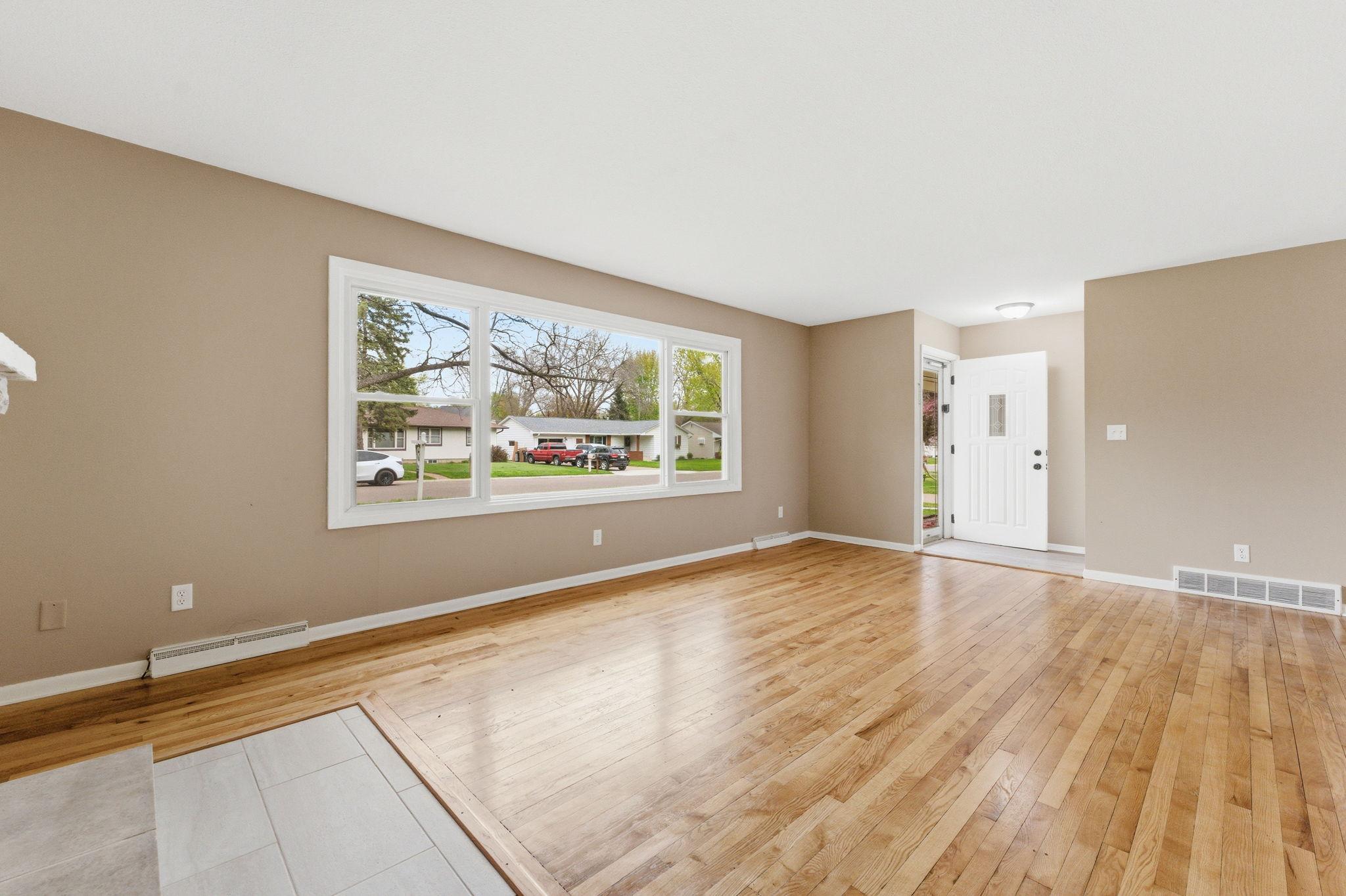 900 Green Street Hudson, WI 54016 - Photo 8 of 39