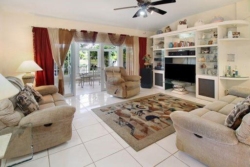 21839 Palm Grass Drive Boca Raton, FL 33428 - Photo 11 of 20 Family Room