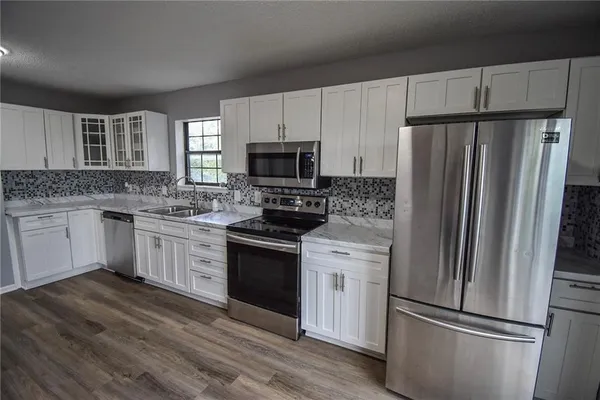 $255,000 | 304 East 164th Terrace, Belton, MO 64012