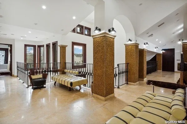 $3,250,000 | 959 South End, Woodmere, NY 11598