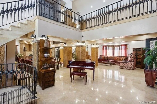 $3,250,000 | 959 South End, Woodmere, NY 11598