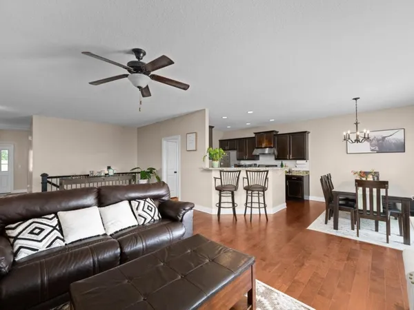 $3,000 | 67 Cobblestone Lane, Le Claire, IA 52753