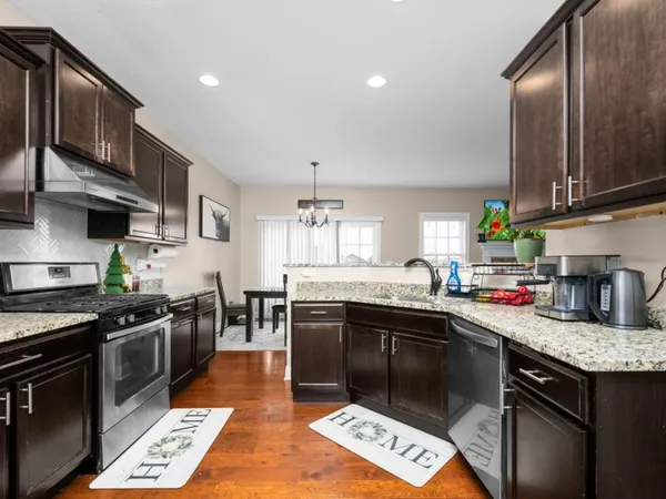 $3,000 | 67 Cobblestone Lane, Le Claire, IA 52753