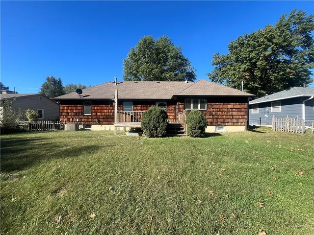 $289,900 | 239 Southwest Drive, Chillicothe, MO 64601