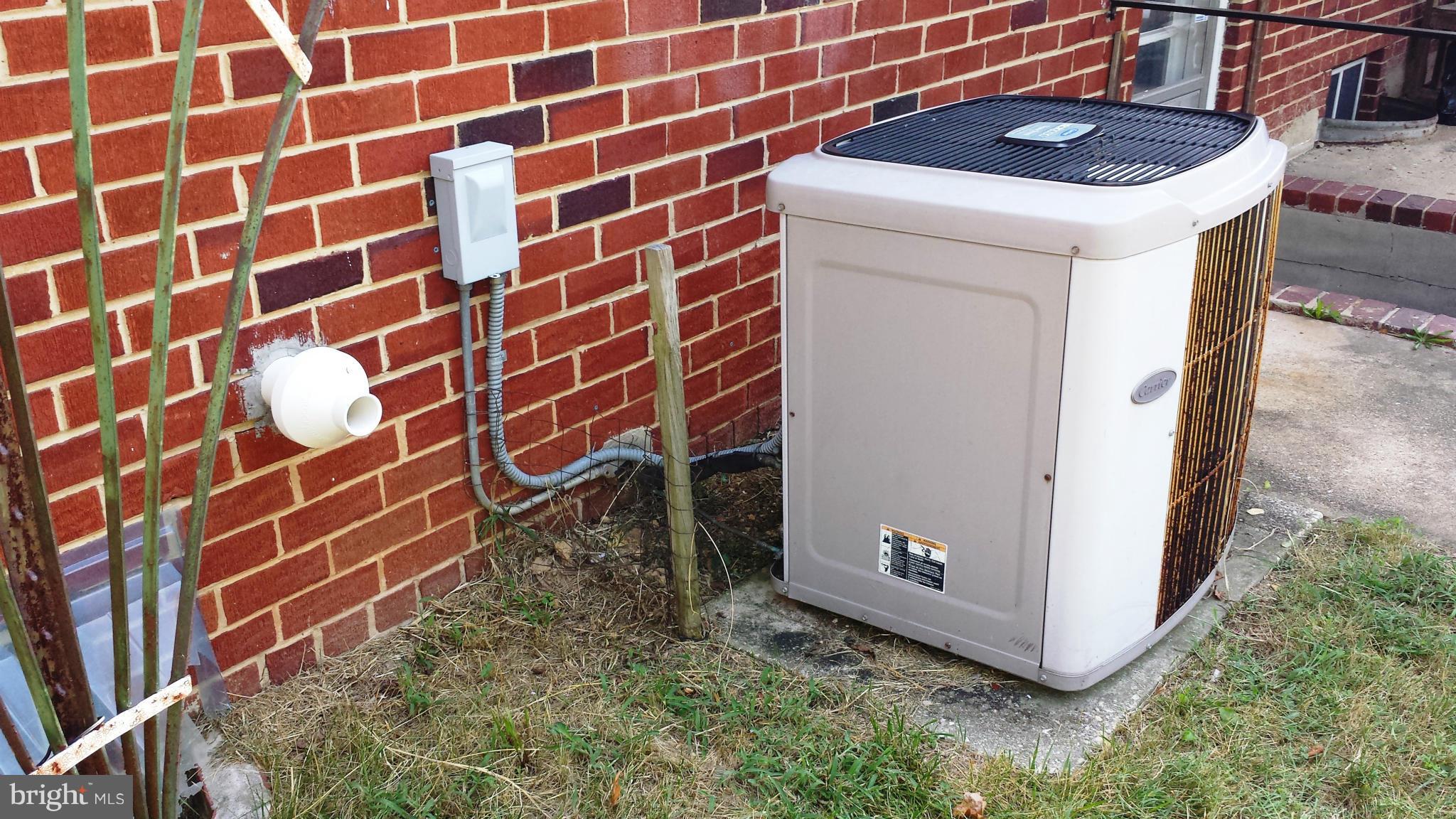 6509 Livingston Road Oxon Hill, MD 20745 - Photo 28 of 30 Oversized CAC Condenser