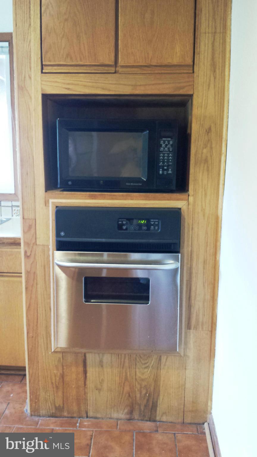 6509 Livingston Road Oxon Hill, MD 20745 - Photo 10 of 30 Kitchen with new wall oven