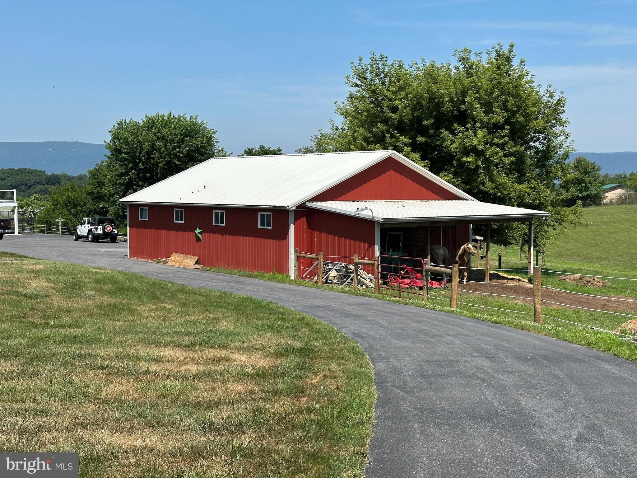 7246 Smith Road Chambersburg, PA 17202 - Photo 7 of 9