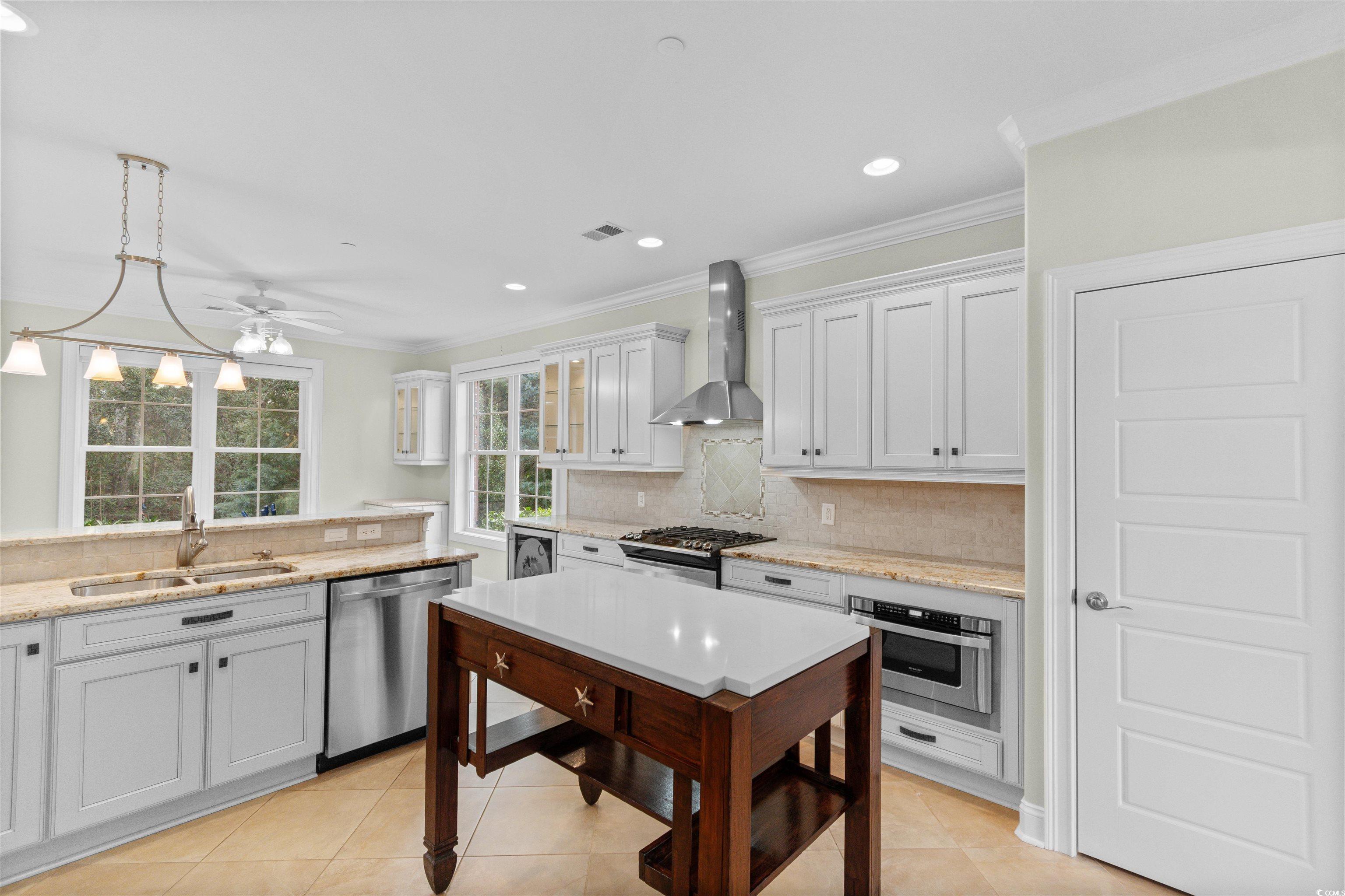 28 Grey Moss Road Murrells Inlet, SC 29576 - Photo 11 of 40 Gallery Image 11