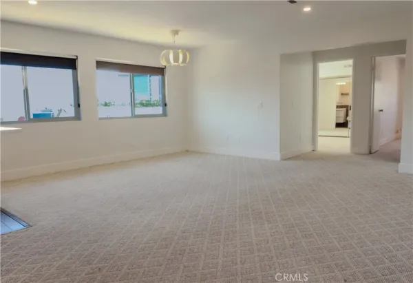 $5,250 | 423 Westminster Avenue, Unit B, Newport Beach, CA 92663