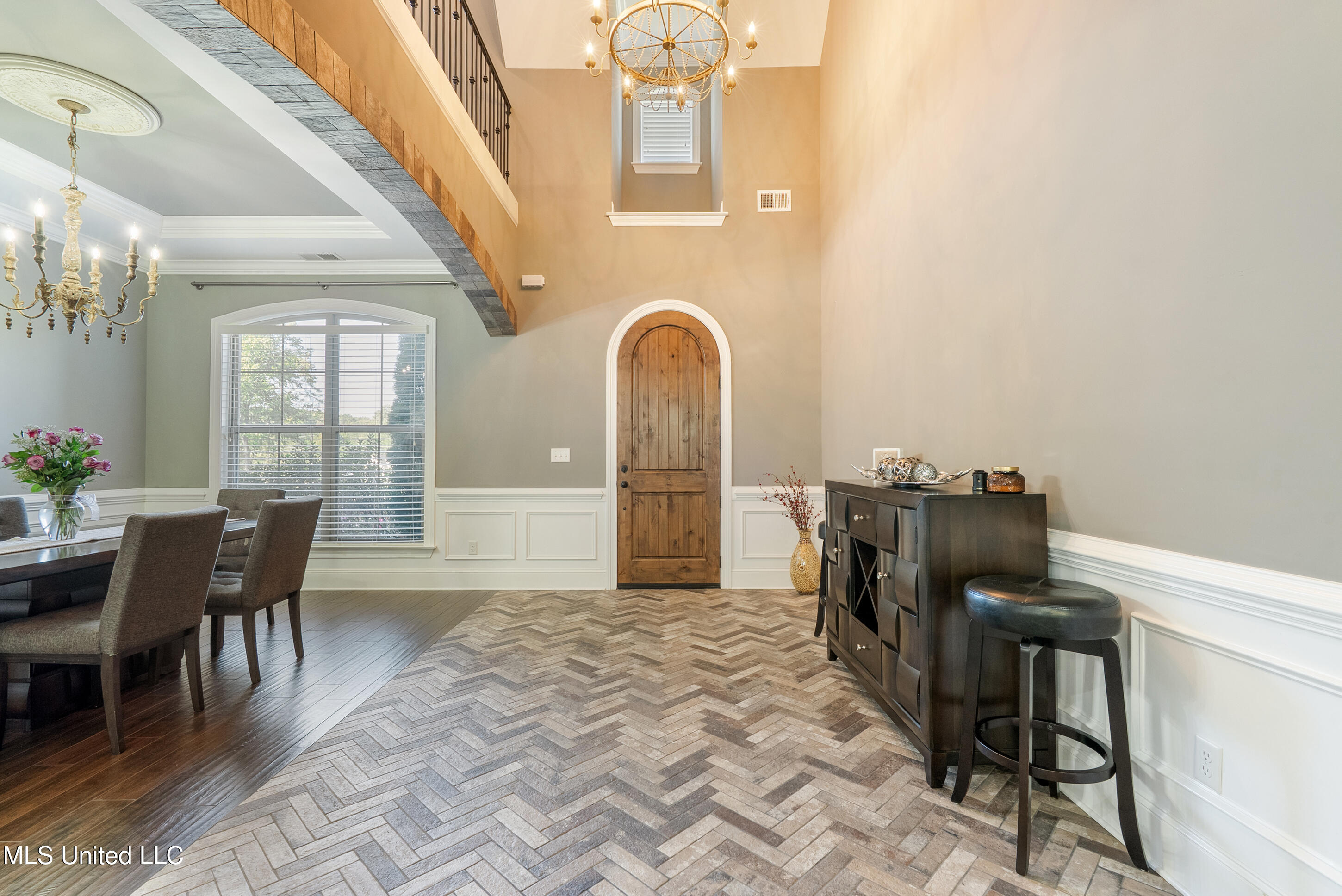 3406 Bethel Road Olive Branch, MS 38654 - Photo 5 of 46 Foyer