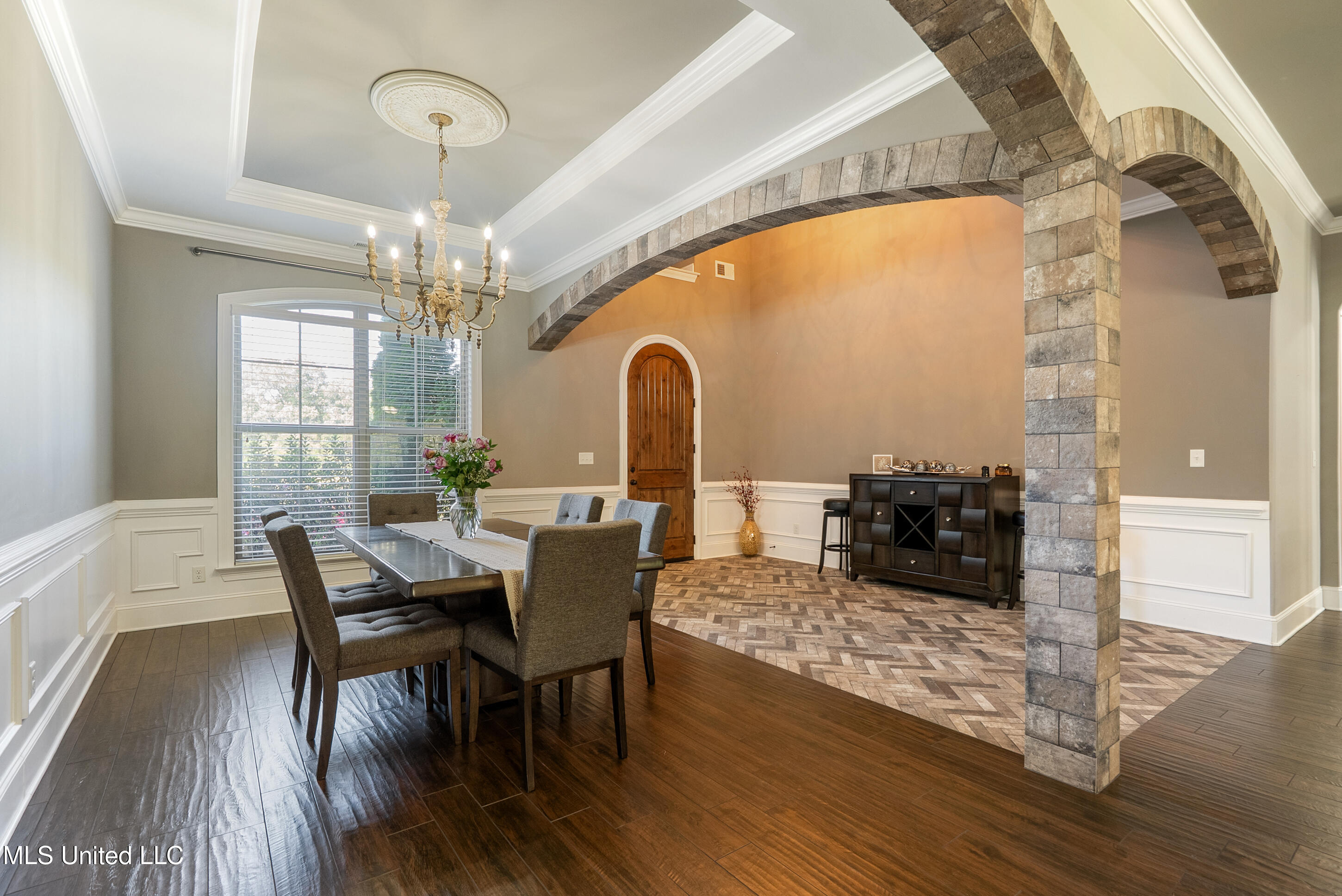 3406 Bethel Road Olive Branch, MS 38654 - Photo 6 of 46 Dining room