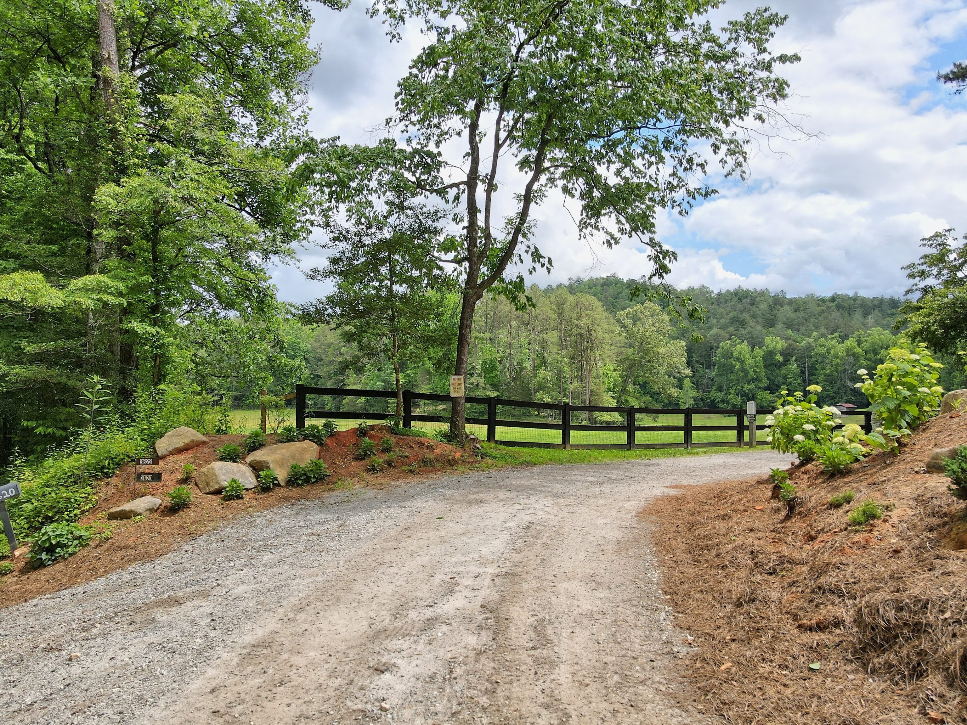 3622 Sandy Ford Road Clayton, GA 30525 - Photo 9 of 182