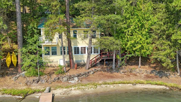 $695,000 | 13510 North Peninsula Drive, Newman Lake, WA 99025