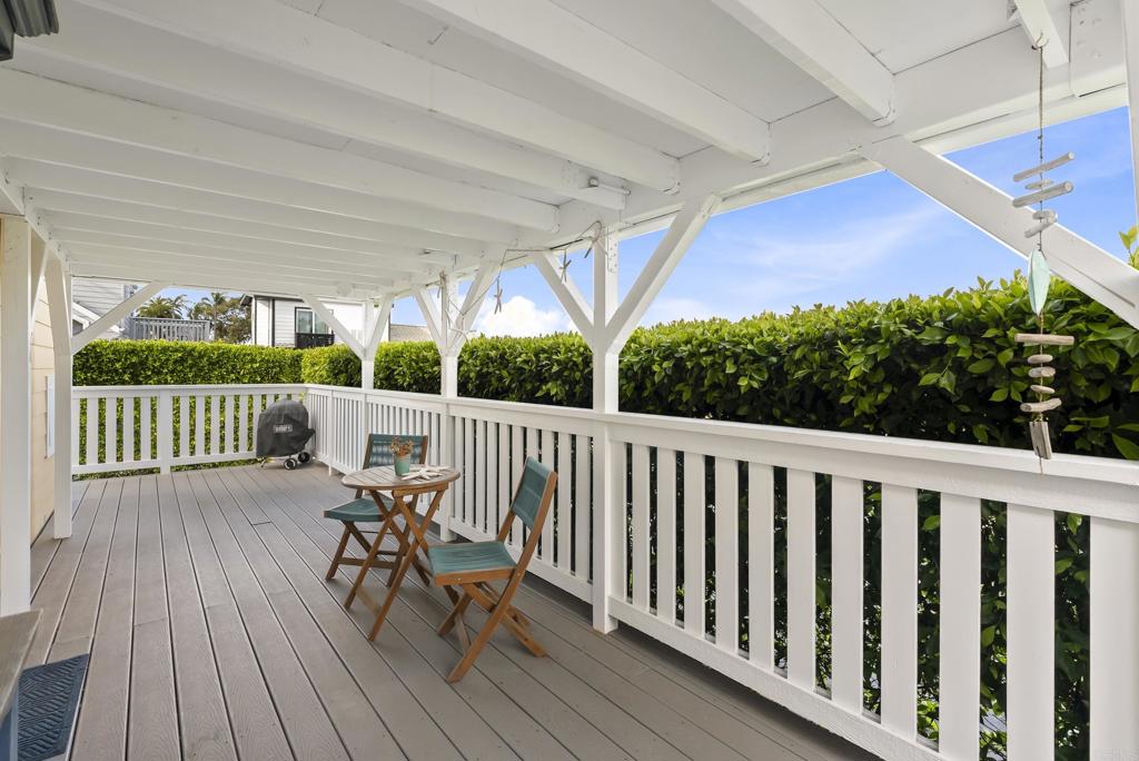 1624 North Coast Highway 101, Unit 2 Encinitas, CA 92024 - Photo 30 of 43 a view of roof deck