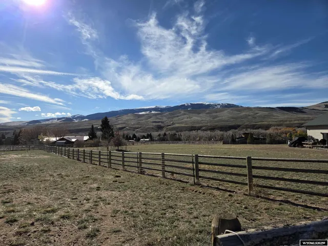 $385,000 | 15 Painted Hills Drive, Dubois, WY 82513