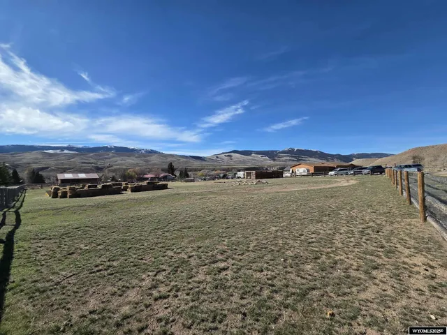 $385,000 | 15 Painted Hills Drive, Dubois, WY 82513