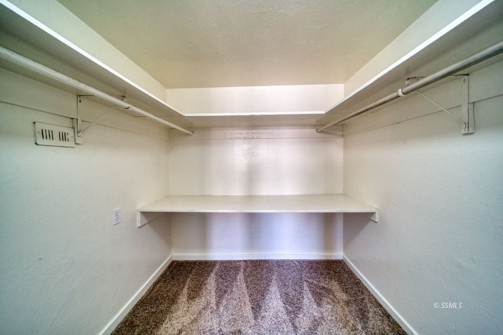 137 South Richmond Road Ridgecrest, CA 93555 - Photo 27 of 31