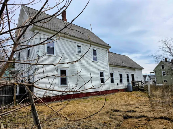 $160,000 | 10 Pine Street, Haverhill, NH 03785