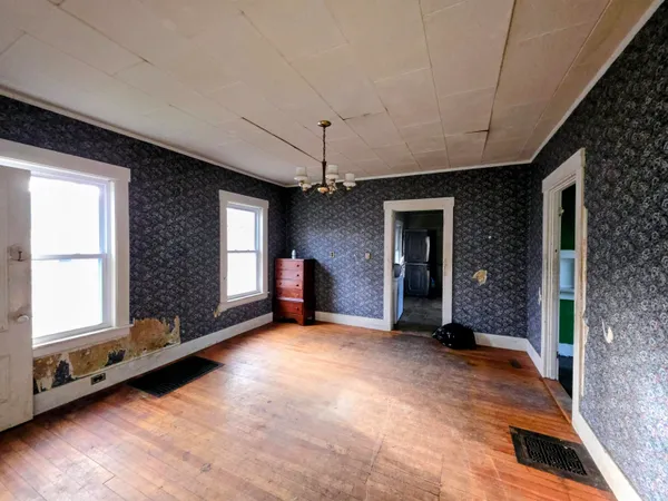 $160,000 | 10 Pine Street, Haverhill, NH 03785