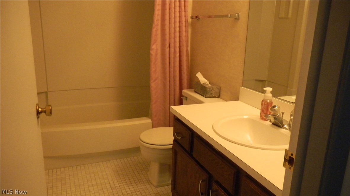 22952 Mastick Road, Unit 104 Cleveland, OH 44126 - Photo 13 of 15