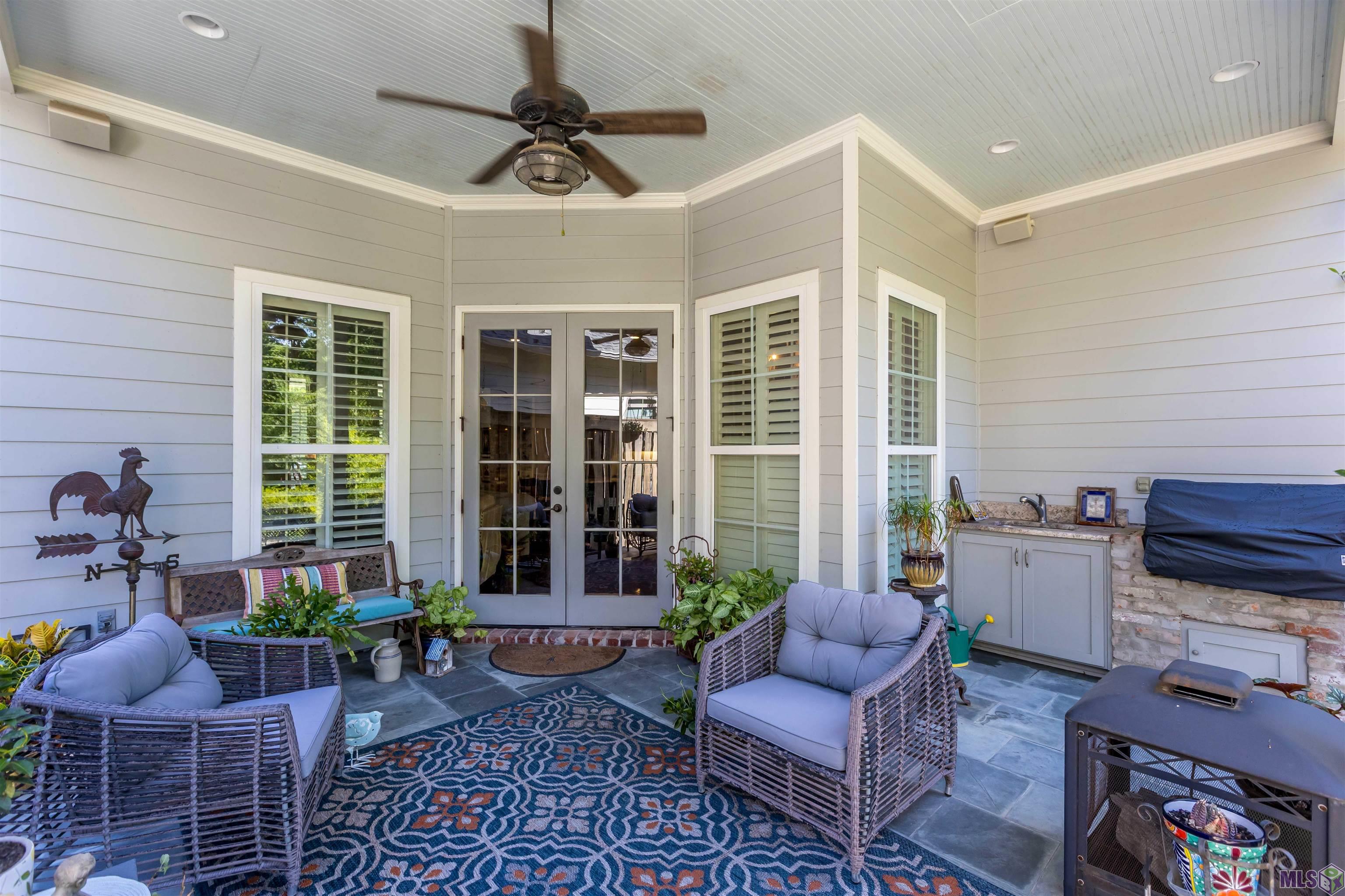1922 Sugar Cane Baton Rouge, LA 70810 - Photo 9 of 47 Rear Patio