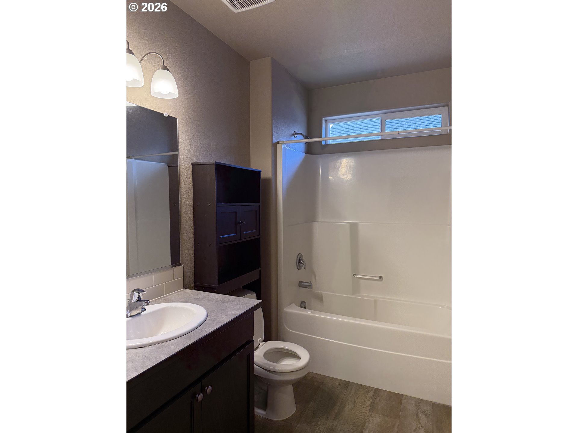 5298 Squirrel Street Springfield, OR 97478 - Photo 5 of 18