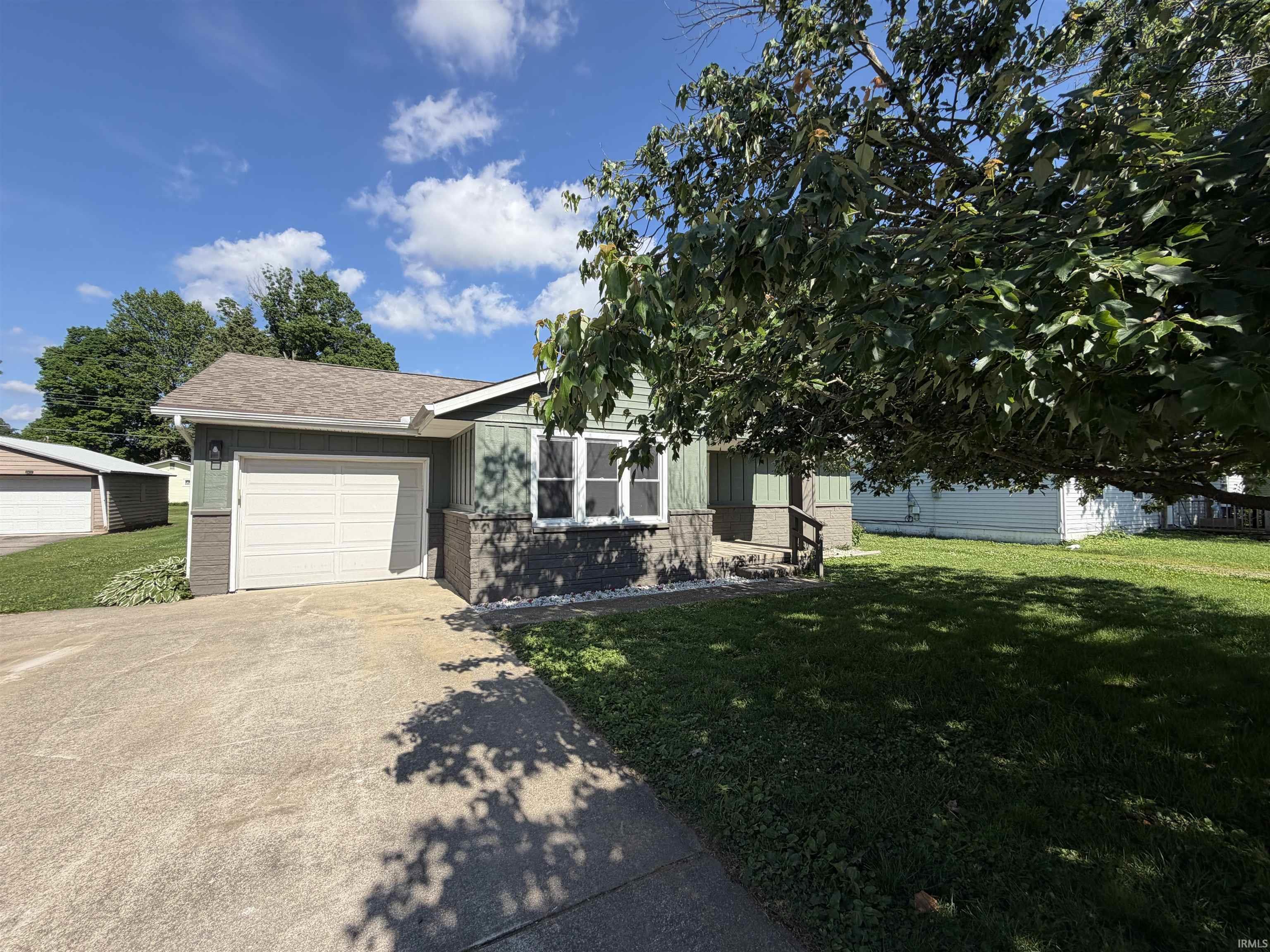 1312 8th Street Covington, IN 47932 - Photo 2 of 22