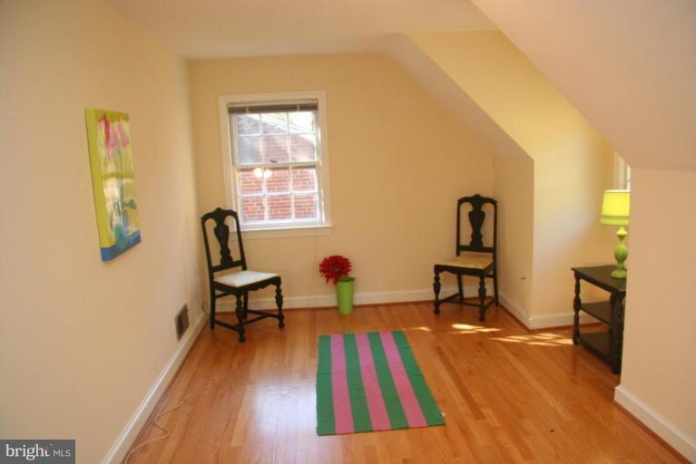 9302 Weaver Street Silver Spring, MD 20901 - Photo 15 of 23 Bedroom #4