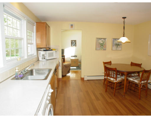 126 Lovejoy Road Andover, MA 01810 - Photo 4 of 10 Gallery Image 4