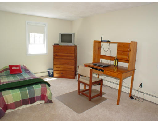 126 Lovejoy Road Andover, MA 01810 - Photo 8 of 10 Gallery Image 8