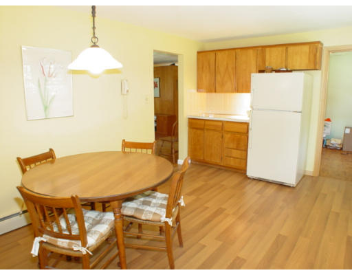 126 Lovejoy Road Andover, MA 01810 - Photo 9 of 10 Gallery Image 9