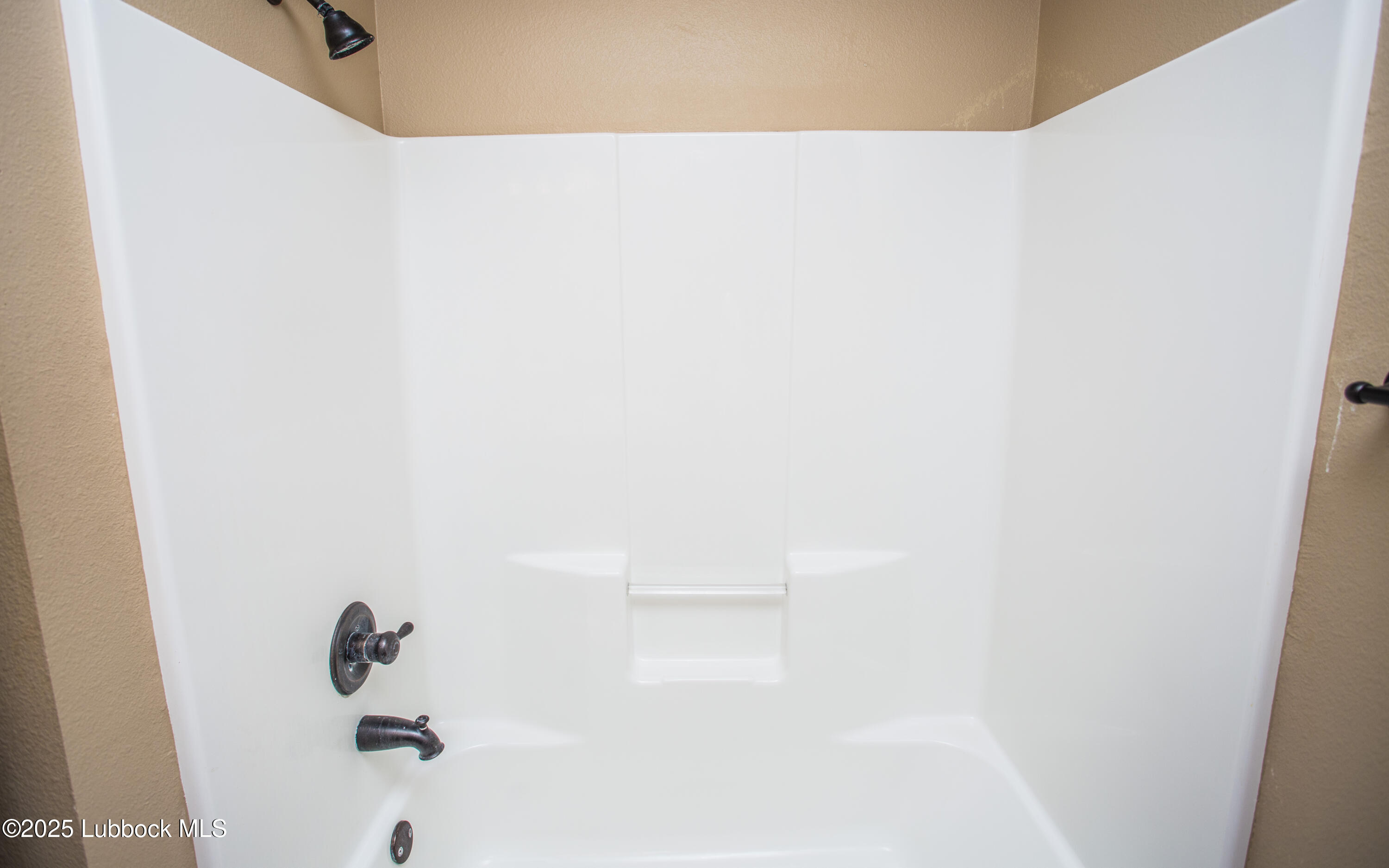 5006 Jarvis Street Lubbock, TX 79416 - Photo 18 of 31 5V2A2412